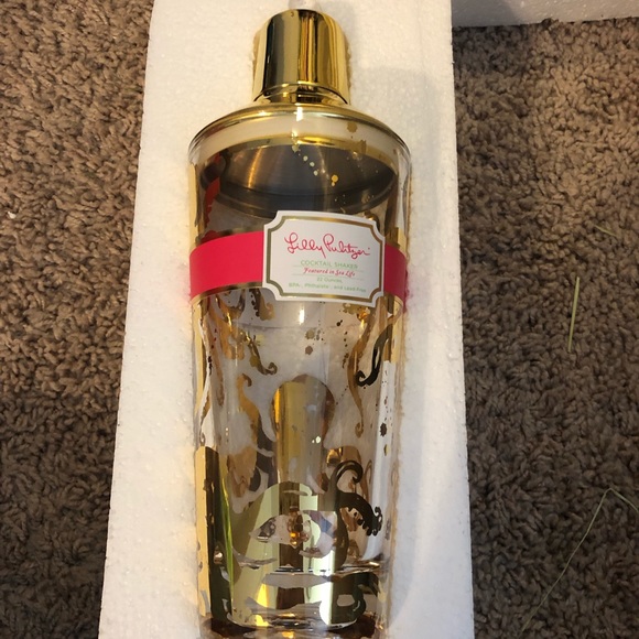 Lilly Pulitzer Accessories - Lilly Pulitzer Cocktail Shaker